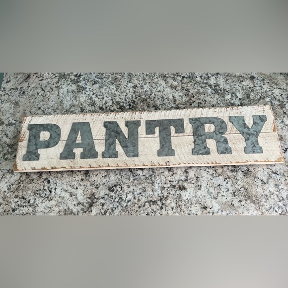 Rustic Pantry Sign - Picture 2 of 7